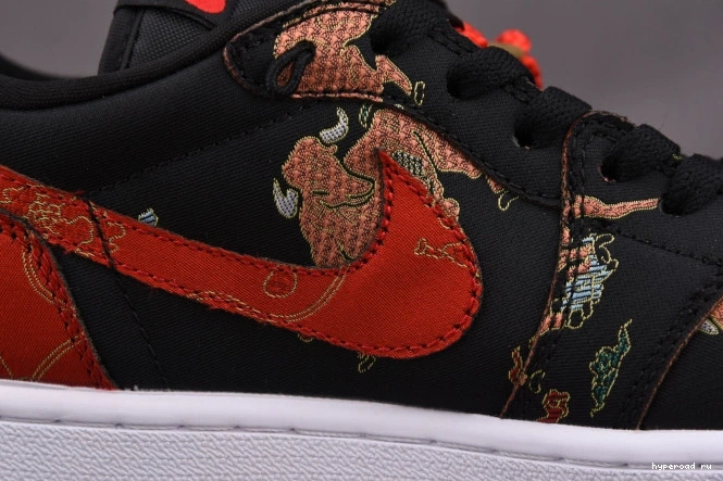 DD2233-001 Jordan Low OG New Year Chinese 1 0812